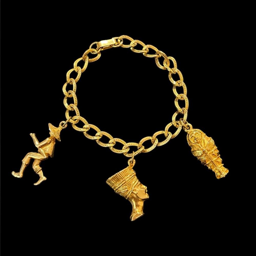 Vintage gold plated chain link bracelet with 3 charms